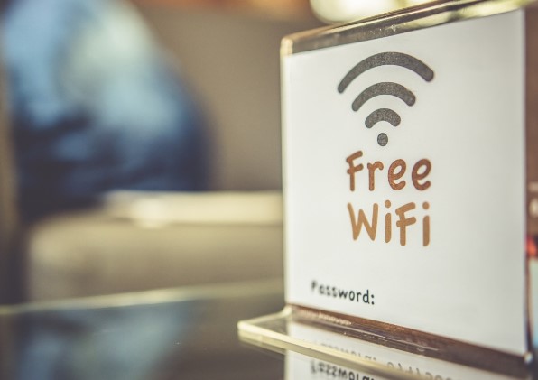 Không truy cập tài khoản ngân hàng trên mạng WiFi công cộng